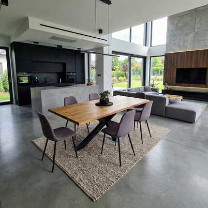 Tumby Oak Modern Dining Table Star Stel Base