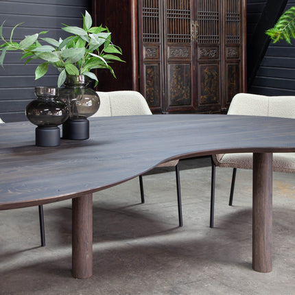 Utterby Oak Modern Dining Table