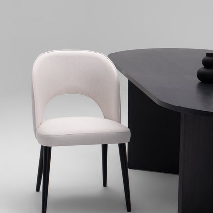 SET NATALLY – Grantham Dining Table and Bench + Chairs Natally