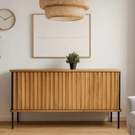 Oak chest of drawers in the loft style Metheringham