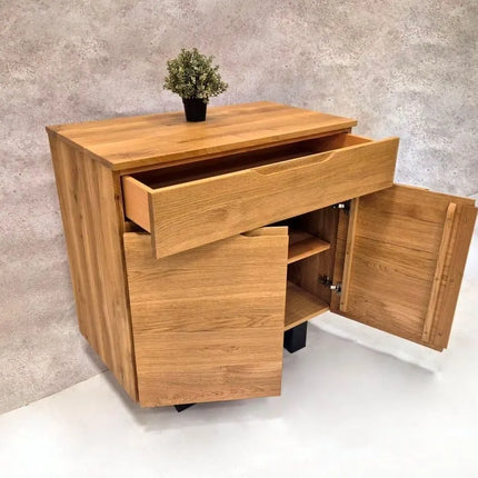 Oak chest of drawers in the loft style Revesby
