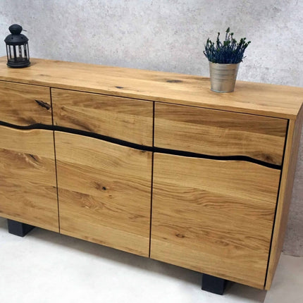 Loft chest of drawers made of solid oak Ofcaster